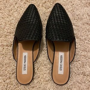Steve Madden slip on loafers